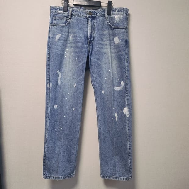우영미 솔리드옴므 워싱 페인트 청바지 50사이즈
