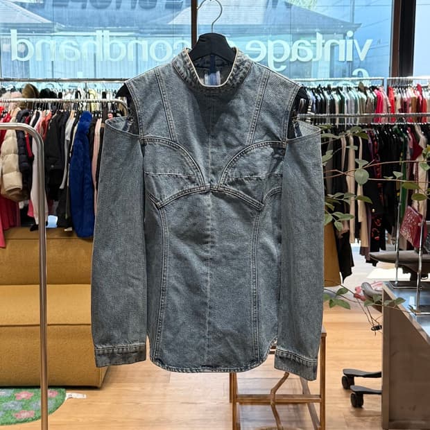 준지 데님 숄더 컷아웃 탑