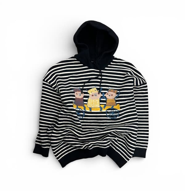Striped embroidered knit hood