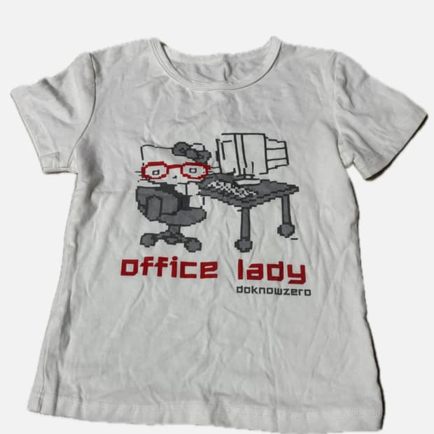 헬로키티 반팔티셔츠 새상품입니다