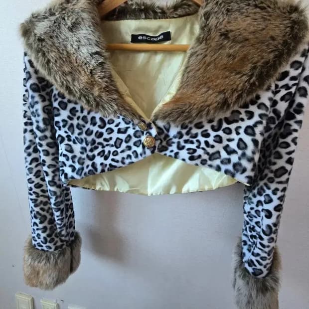 레오파드 오네갸루 퍼 크롭 자켓