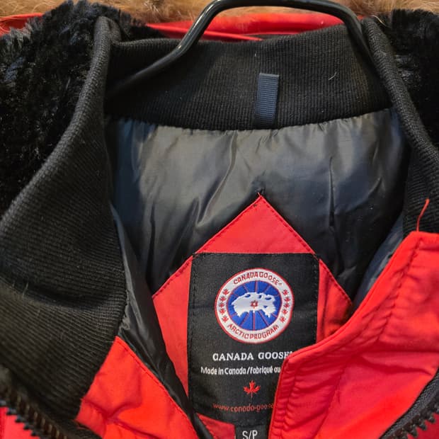 캐나다구스 켄싱턴 퓨전핏  패딩 S/P 사이즈