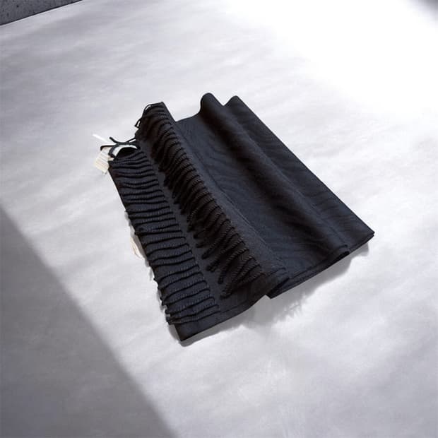 로베르토 카발리 100% 울 머플러/새상품