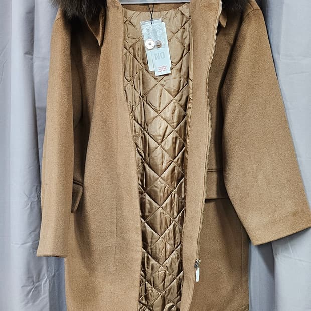 미사용 모직코트 