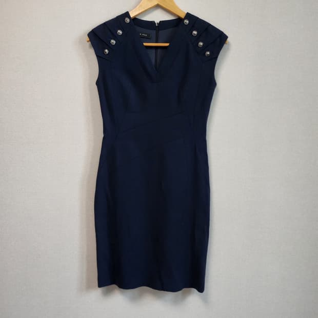 미샤 네이비 슬림핏 원피스