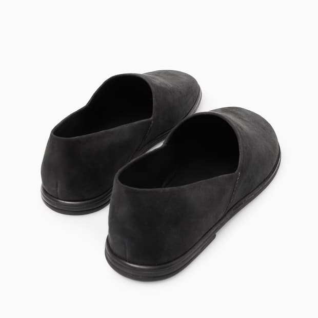 코스 스웨이드 로퍼