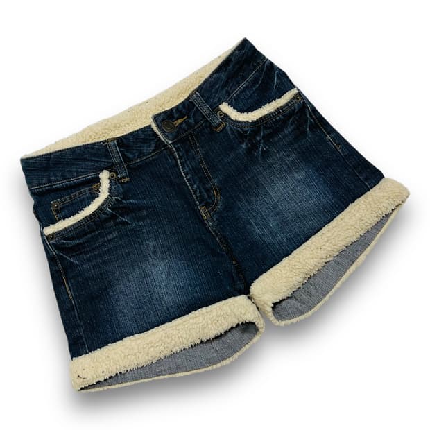 CoLza y2k fleece detail shorts