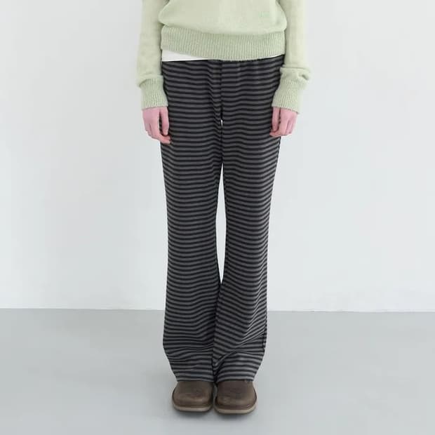 엔조블루스 마일드 스트라이프 밴딩 부츠컷 팬츠