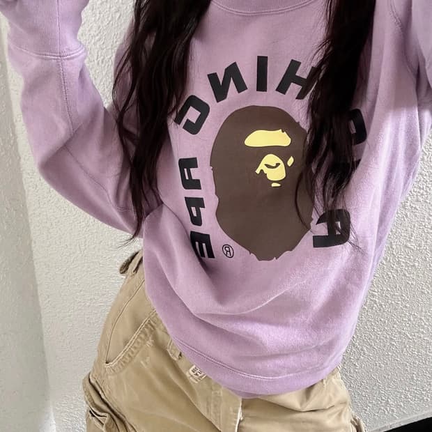 베이프 맨투맨 퍼플