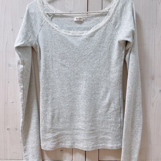 브랜디멜빌 레이스 라이트그레이 긴팔 티셔츠 새상품