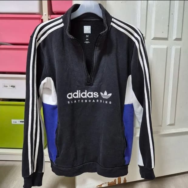 99000 아디다스 넥집업 맨투맨 M 겁나 핏좋고 예쁜옷
