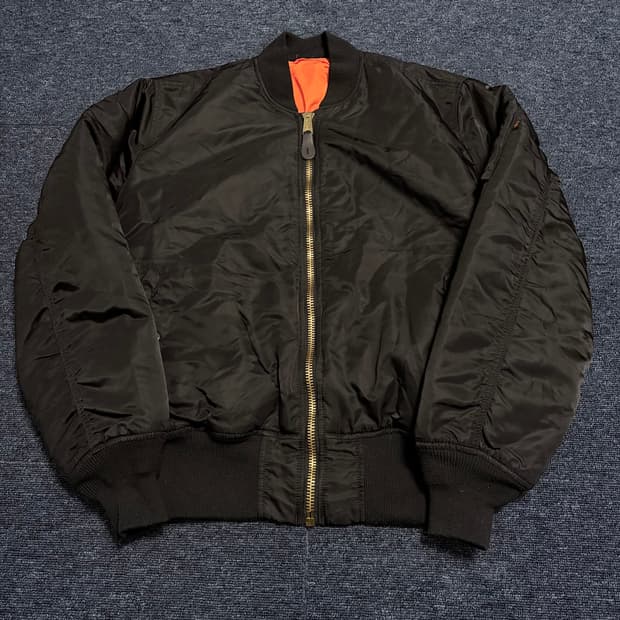 알파인더스트리 리버시블 ma-1 자켓