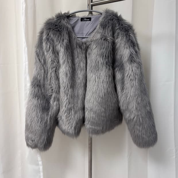 그레이쉬 페이크 퍼 점퍼