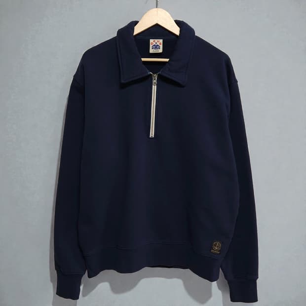 110)DEUS 데우스 엑스마키나 반집업 스웻 맨투맨 네이비