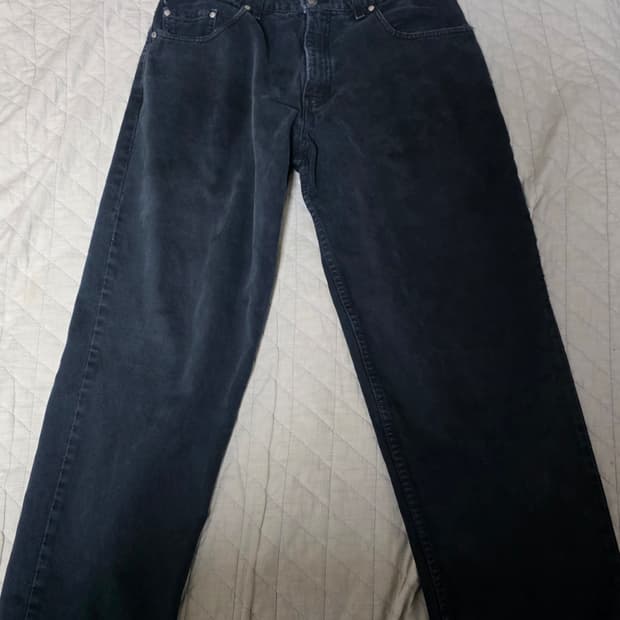 [33X28] 90s 빈티지 리바이스 실버탭 배기핏 트래쉬드 블랙진