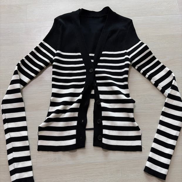 백리스 단가라 가디건