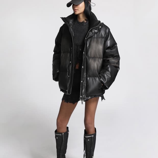 배드블러드 디스트레스드 레더 다운 푸퍼 -블랙