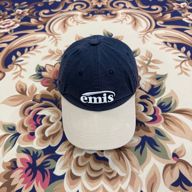 이미스 EMIS 투톤 로고 볼캡