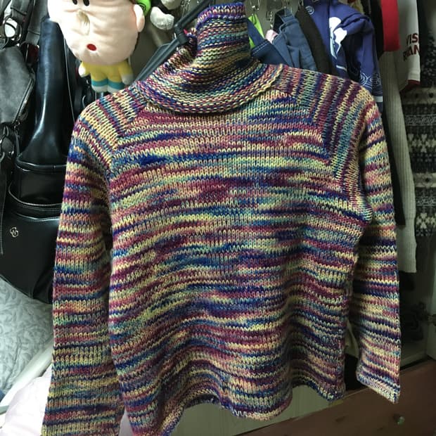 임수정깔 모리 니트