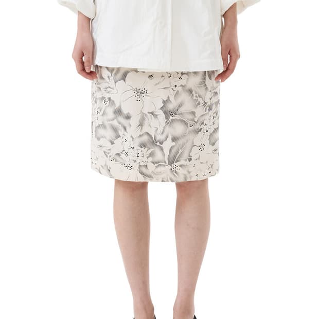 자카드 컬럼 미디 스커트 JACQUARD COLUMN MIDI SKIRT