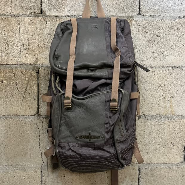 디젤 레더 테크니컬 백팩