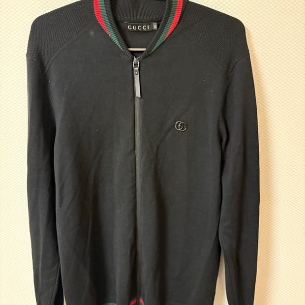 구찌 니트 집업 가디건 블랙