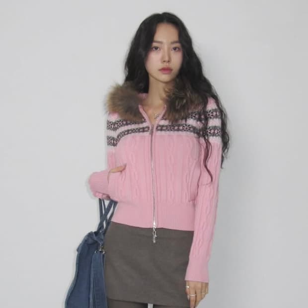 페일제이드 울프죠 자카드 라쿤 니트집업 핑크