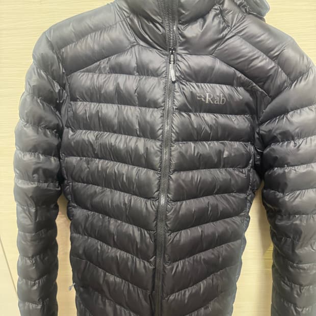 Rab 경량패딩