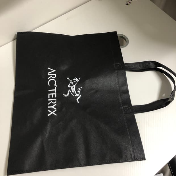 아크테릭스 에코백