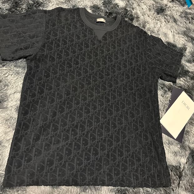 디올 테리 반팔