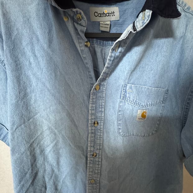 칼하트 반팔셔츠