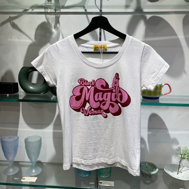 히스테릭 글래머 black magic woman tee