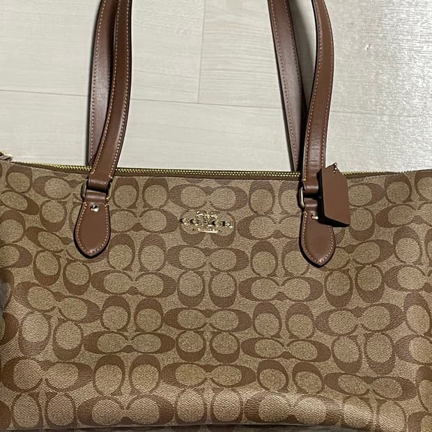 Coach[코치] 시그니처 뉴욕 가방