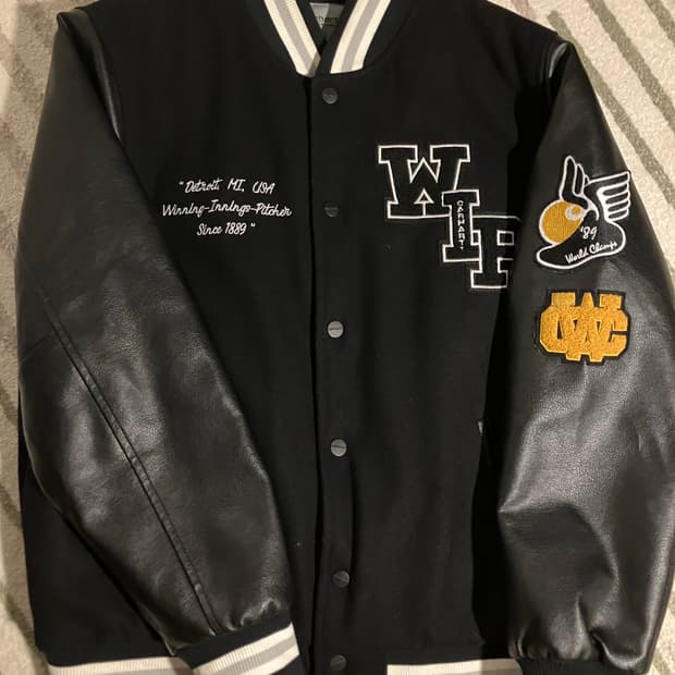 칼하트wip 월드 스타디움 자켓 바시티자켓 L