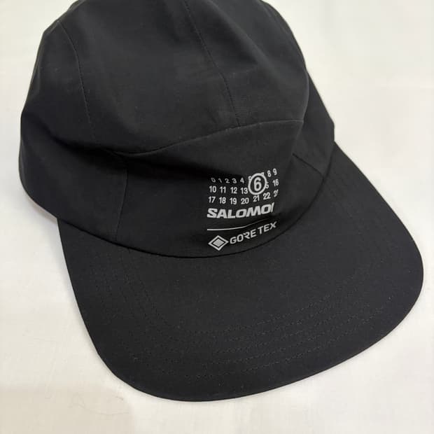살로몬 x MM6 메종 마르지엘라 / 고어텍스 캡 딥 블랙 / ONE