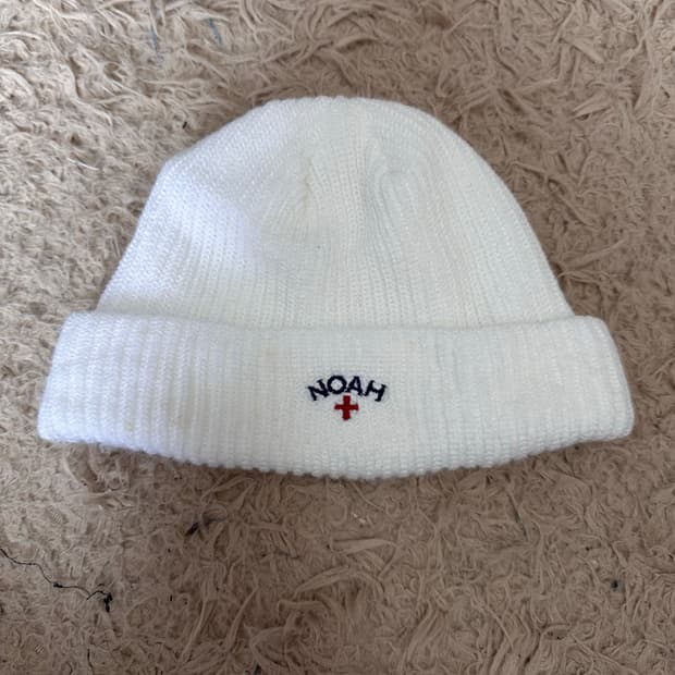 노아 NOAH 화이트 비니