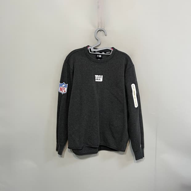 뉴에라 그레이 암포켓 맨투맨 티셔츠 M