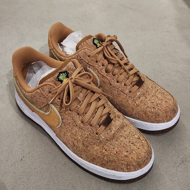 나이키 에어포스1 해피 파인애플