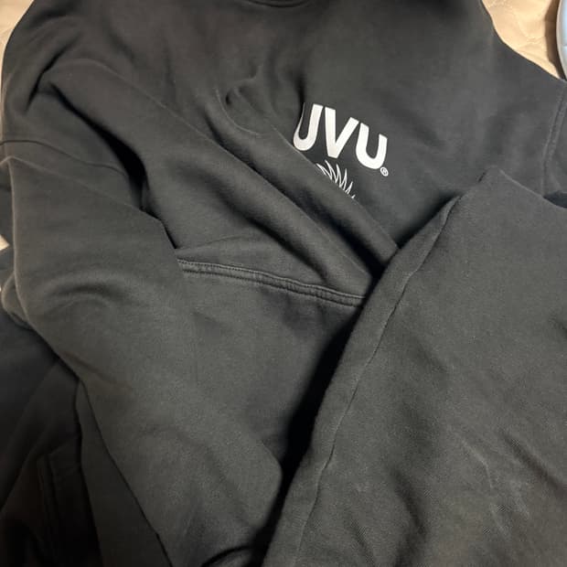 uvu 인시그니아 후드 블랙 M