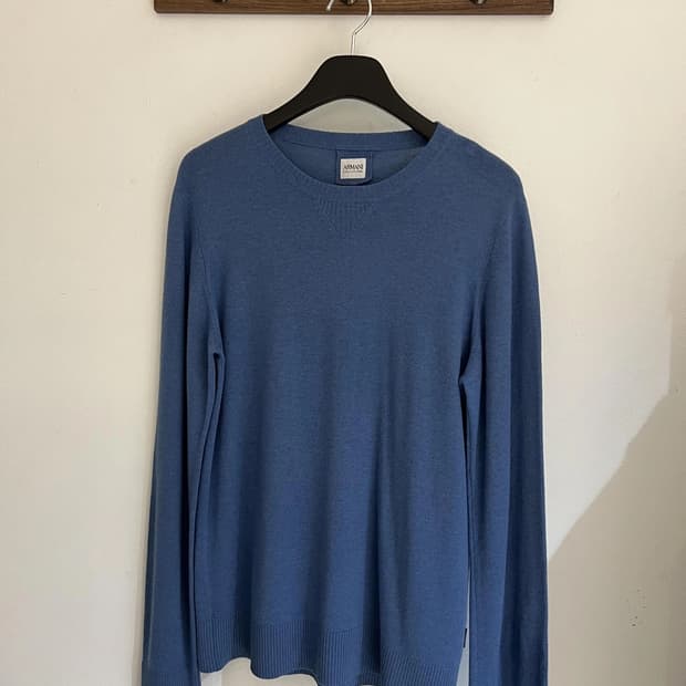 알마니 꼴레지오니 니트