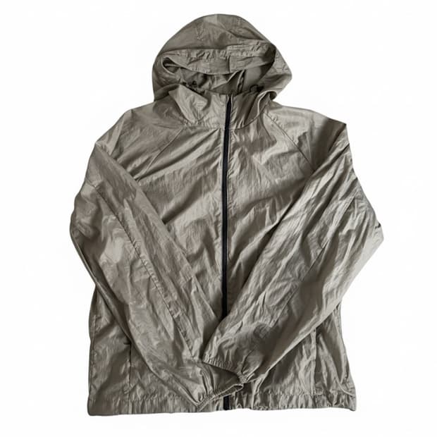 스파오 경량 바람막이 S