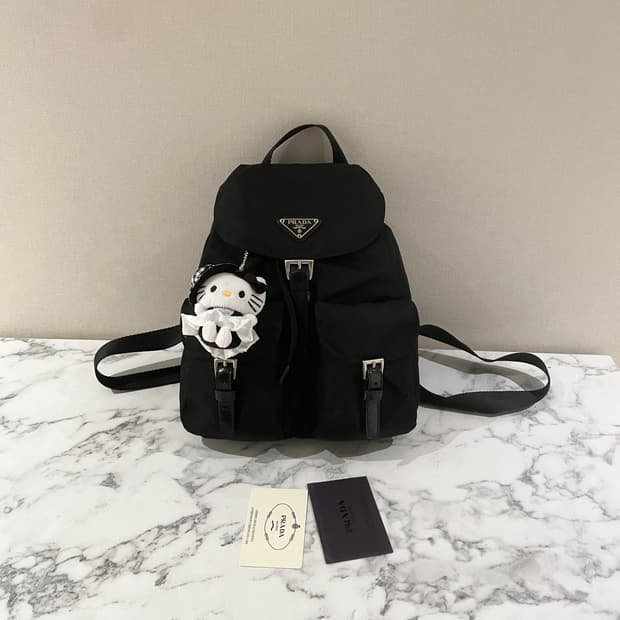 정품 프라다 백팩 스몰 