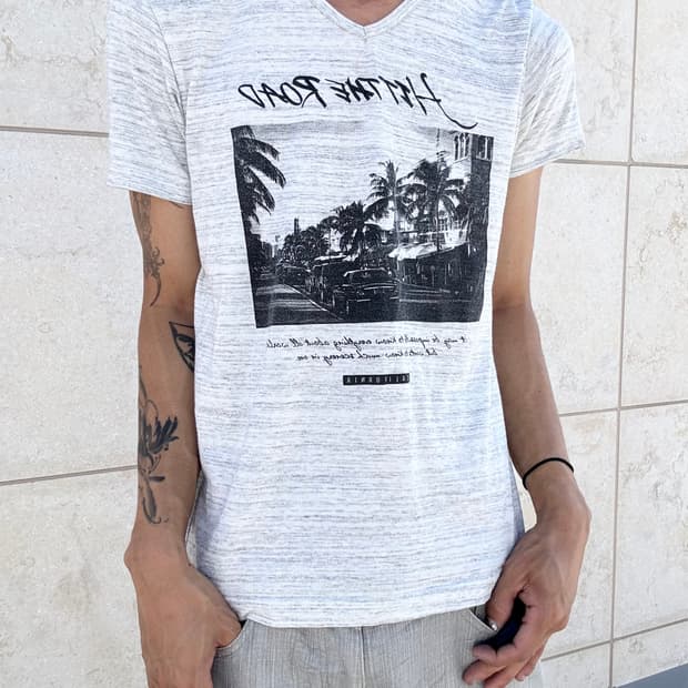 “Vintage” Y2K Print White Tee