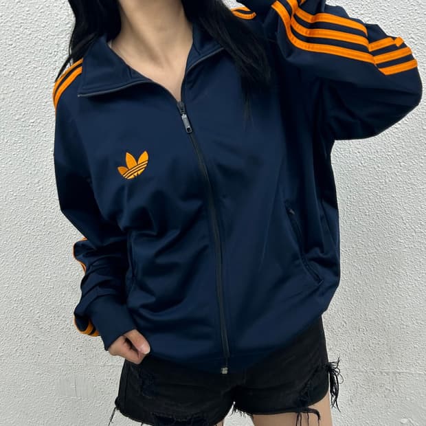 아디다스 파이어버드 오렌지라인 네이비 트랙탑 10