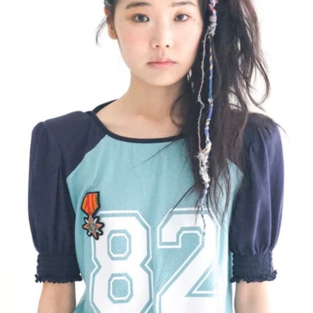 샵페어리 pad shoulder raglan half top 구해요!!