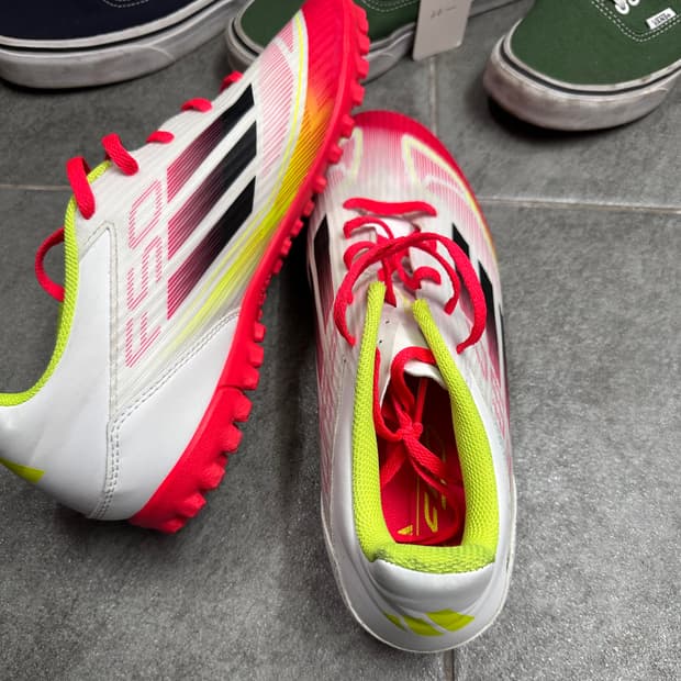 s급 아디다스 F50 TF 프로 풋살화285