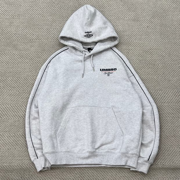엄브로 로고 후드티셔츠 r3544