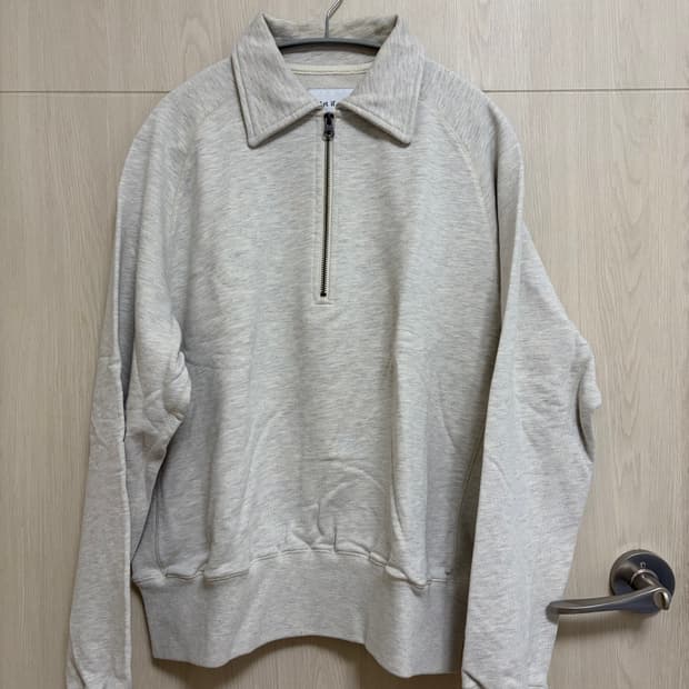 아트이프액츠 하프집업 스웻셔츠 오트밀 M사이즈