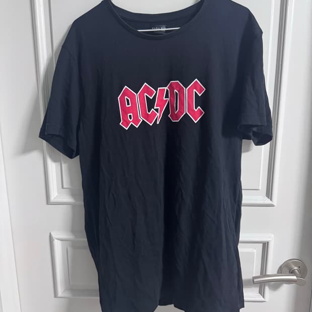 ZARA MAN acdc 반팔티