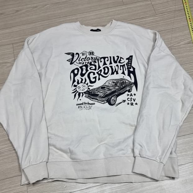 어라운드커버 빈티지 자동차 프린팅 맨투맨 티셔츠(프리)